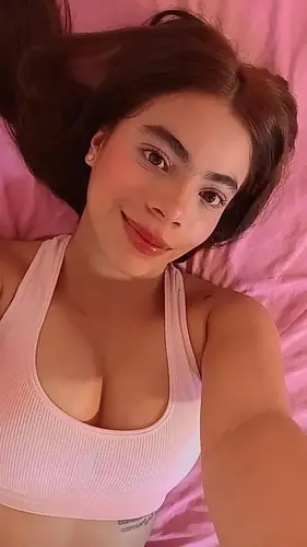 EmilyGracce - hairy