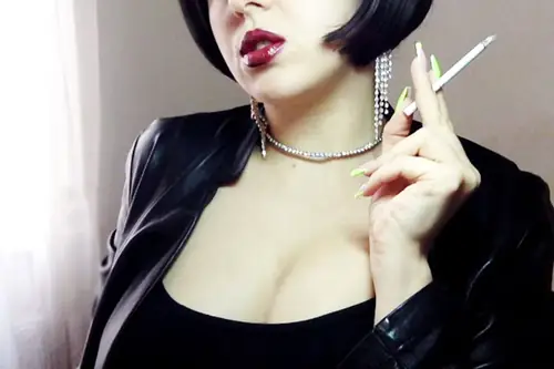 Karina_Monti - findom