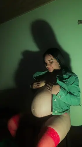 Andrea - slave