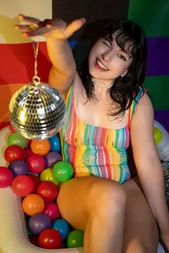 Valery - hairy
