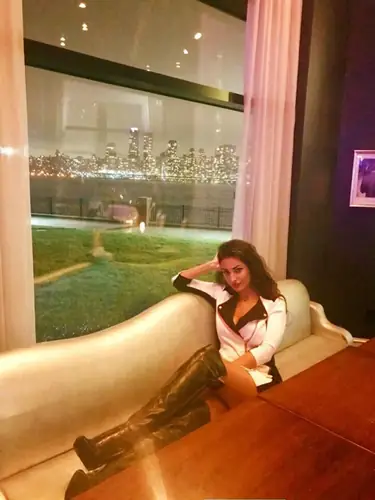 Elletra - footfetish
