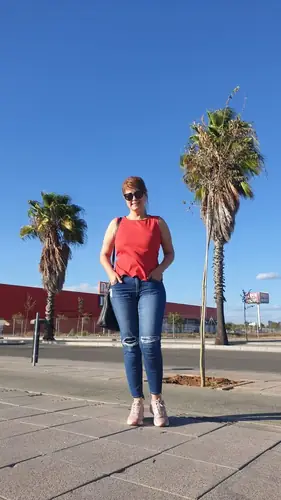 Jessica Bonnet - strapon