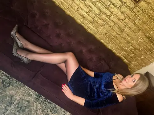 Lea - femdom