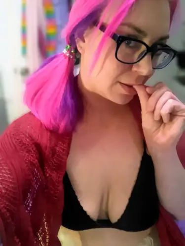 The Mischievous Minx - goddess