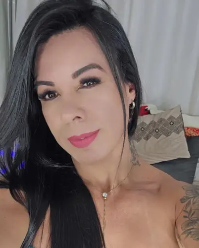Brunetthot