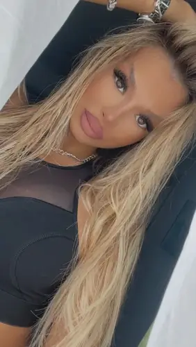 Ashley Addiction - goddess