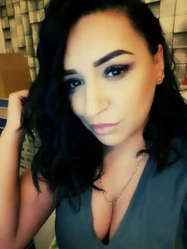 Miss Raelle Darkstar - cbt