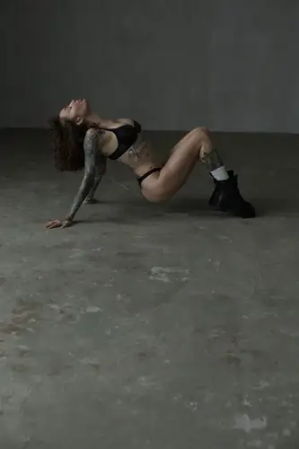 Loya - squirt