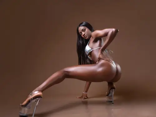 Ivy Aries - black