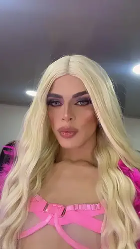 emperatriz wolf - blonde