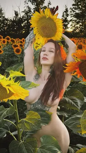 Yelizaveta - piercing
